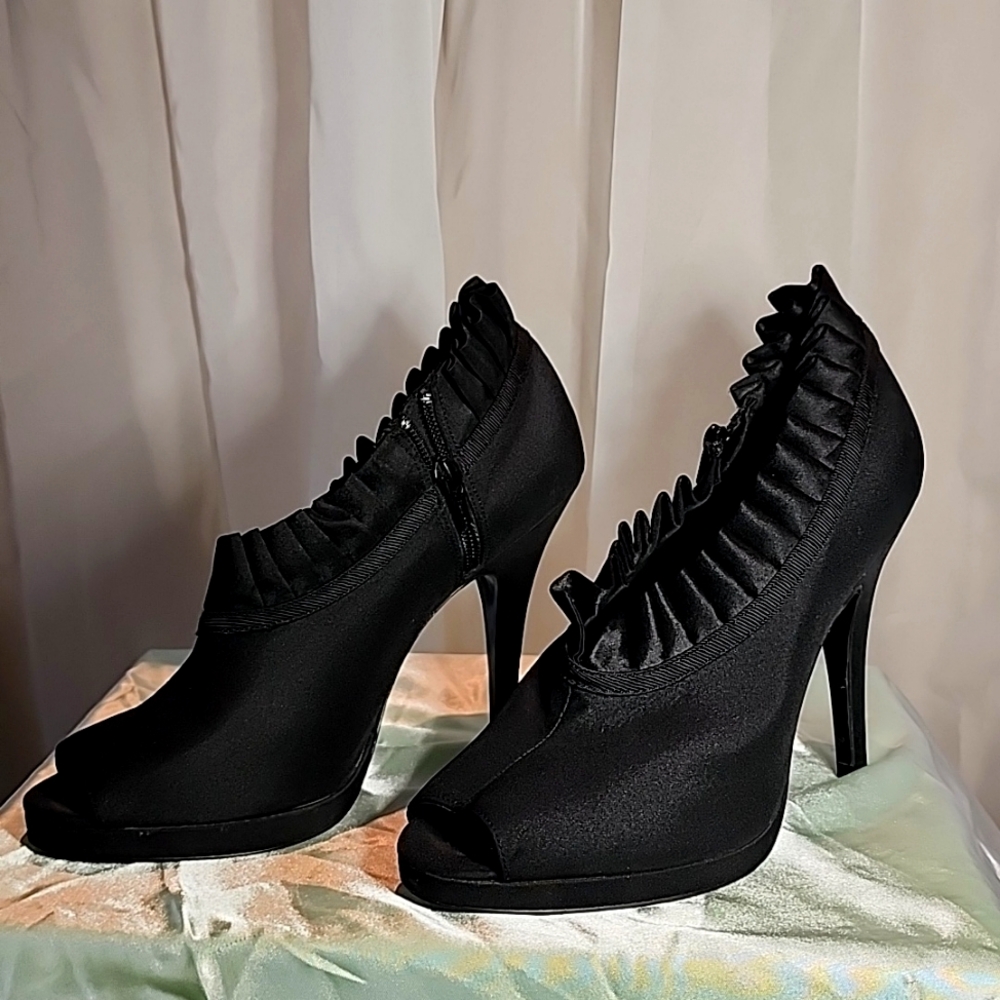 Nina- Women's Black Satin Open- Toed Shootie